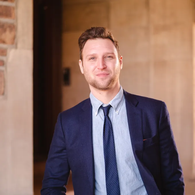 Headshot picture of Zachary Manditch-Prottas